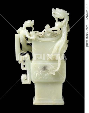 Antique Chinese Archaic Style Jade Vase with Dragons - 18-19th Century 126604008