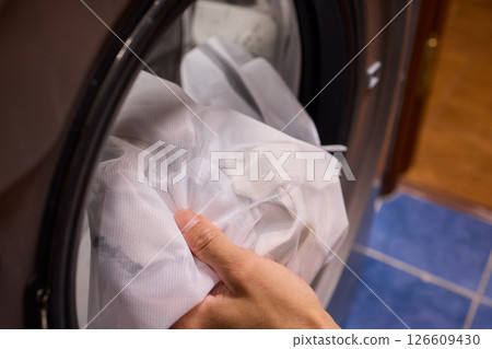 Laundry Day An Effective Method for Removing Lint from Your Dryer Efficiently and Safely 126609430
