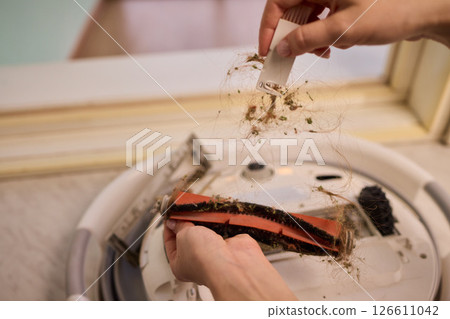 Properly Cleaning a Vacuum Cleaner Brush with Effective Dirt Removal Techniques for Best Results Properly Cleaning a Vacuum Cleaner Brush with Effective Dirt Removal Techniques for Best Results 126611042