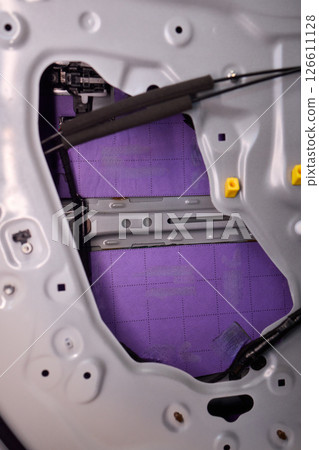 Detailed Step-by-step Guide to the Car Door Insulation Installation Process for Efficiency 126611128