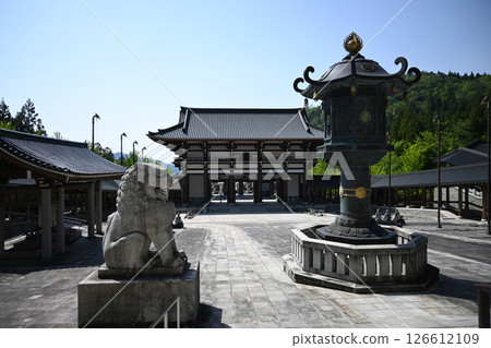 Echizen Great Buddha's lion statues, Katsuyama City, Fukui Prefecture 126612109