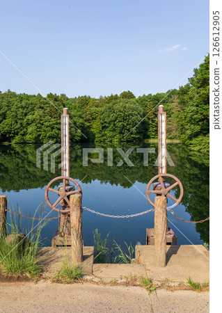 Water Gate of Otsutsumi Swamp, Maebashi City Mine Park 126612905