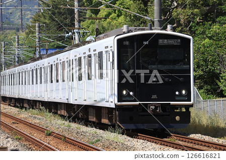 [JR Kyushu] 305 series (Chikuhi Line: Imajuku to Shimoyamato) 126616821