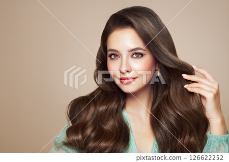 Portrait beautiful woman with jewelry Portrait beautiful woman with jewelry 126622252