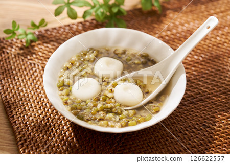 Green bean and shiratama zenzai Green bean and shiratama zenzai 126622557