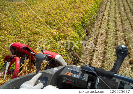 聯合收割機 126625687