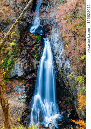 Gunma Autumn leaves at Konakao Falls Gunma Autumn leaves at Konakao Falls 126628011