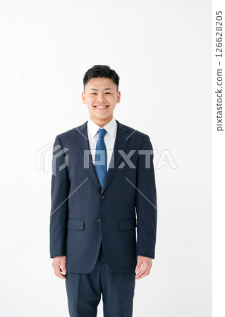年輕男性商務肖像 126628205
