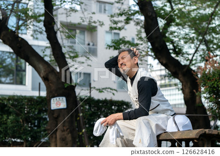 工匠，Nikkapokka，累了，坐著 126628416