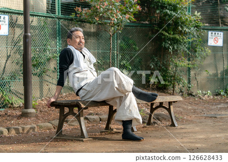 工匠，Nikkapokka，累了，坐著 126628433