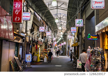 << Osaka >> Tsuruhashi Shopping Street 126628917