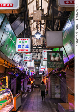 《大阪府》鶴橋購物街 126628928