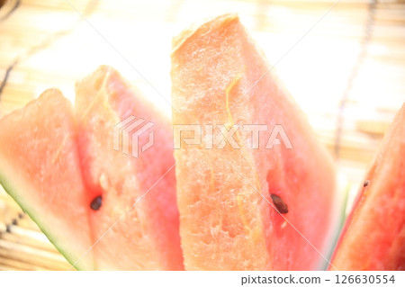 切西瓜 切西瓜 126630554