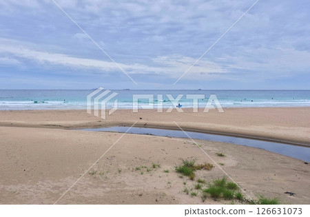The pale colors of the spring beach The pale colors of the spring beach 126631073