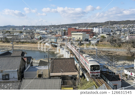 Kobe Electric Railway train crossing the Mino River iron bridge Kobe Electric Railway train crossing the Mino River iron bridge 126631545