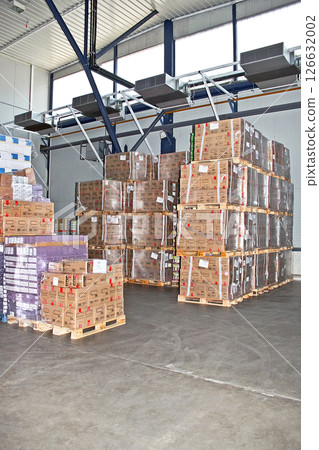 Cargo warehouse 126632002