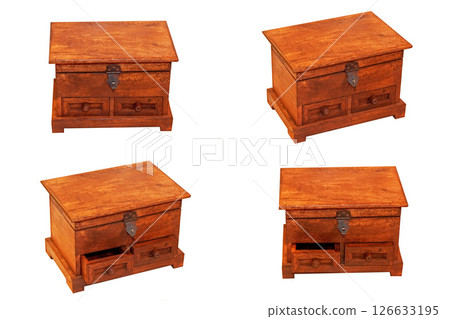 Small chest 126633195