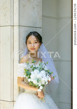 婚紗禮服小姐 126634236