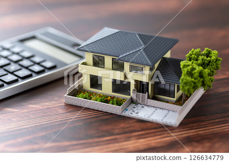 房子模型和計算器 126634779