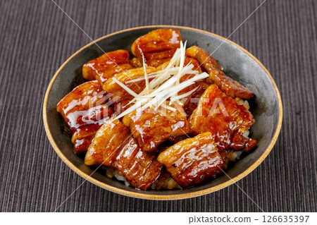 碗豬肉 碗豬肉 126635397