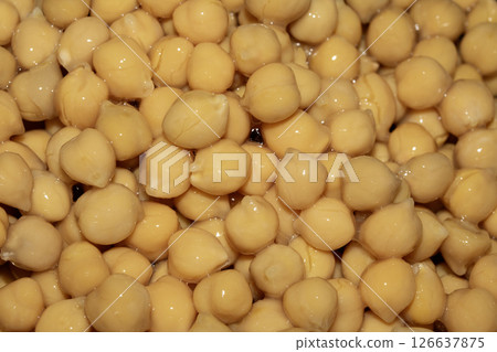Boiled wet chickpeas ready as an ingredient for cooking 126637875