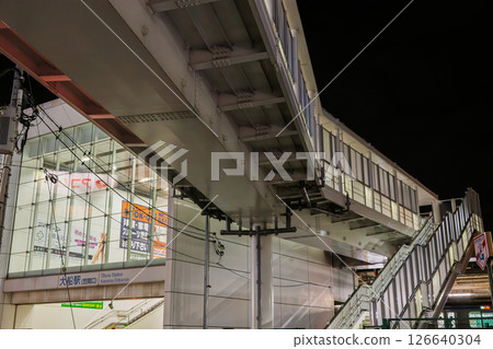 Ofuna Station (Kasama Exit) and pedestrian bridge at night 126640304