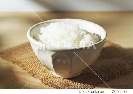 白米飯在碗裡 126641831