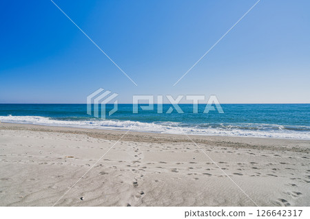 Scenery of Ryuyo Coast in Iwata City (Shizuoka Prefecture) Scenery of Ryuyo Coast in Iwata City (Shizuoka Prefecture) 126642317