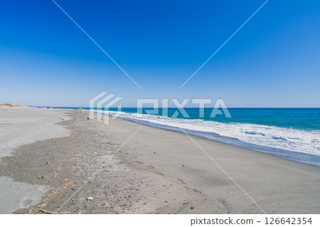 Scenery of Ryuyo Coast in Iwata City (Shizuoka Prefecture) 126642354