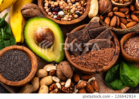 Products containing natural magnesium Mg 126642914