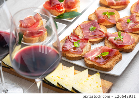 Spanish tapas and appetizers Spanish tapas and appetizers 126642931