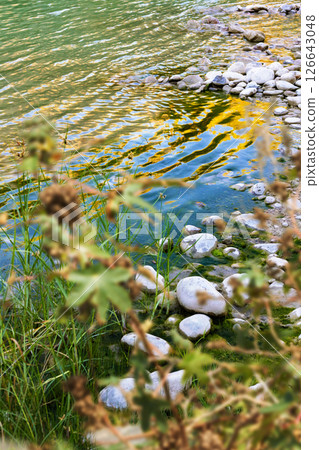 Riverside 126643048