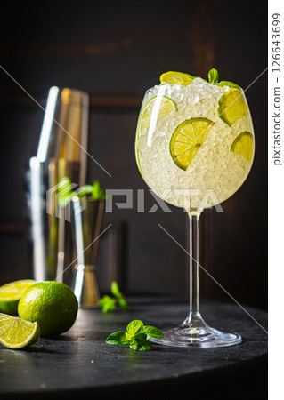 Margarita cocktail with lime 126643699