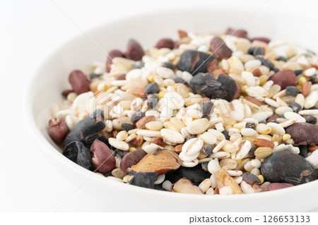 Close-up of mixed grains Close-up of mixed grains 126653133