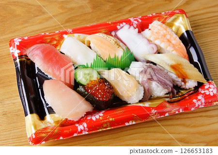 Sushi box lunch 126653183