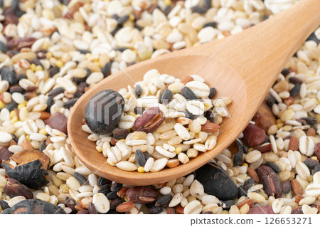Close-up of millet on a spoon 126653271