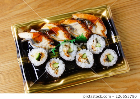 鰻魚壽司拼盤 鰻魚壽司拼盤 126653780