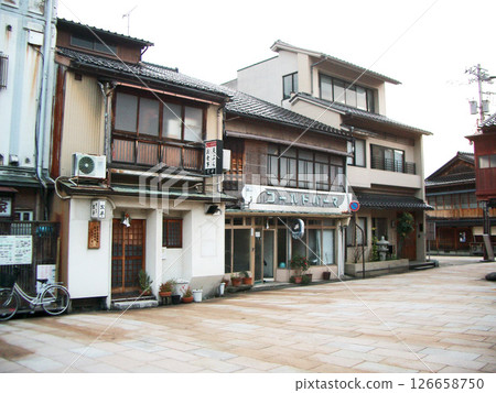 石川縣金澤市東茶屋區博美(治平、櫻井美容院:搬遷、金澤禦倉) 石川縣金澤市東茶屋區博美(治平、櫻井美容院:搬遷、金澤禦倉) 126658750