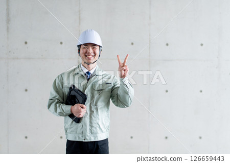 支援現場的工程師 126659443