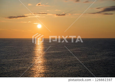 [Sunrise from the Sunflower bound for Sapporo Oarai] 126661597