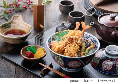 Authentic Japanese-style tempura bowl set meal with generous servings of shrimp tempura 126662631