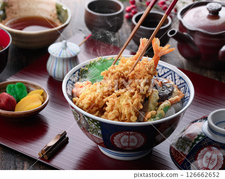 正宗日式天婦羅套餐，份量十足，蝦天婦羅 126662652