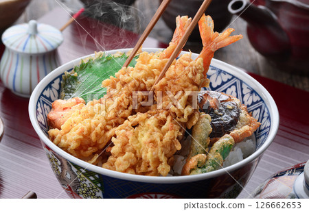 正宗日式天婦羅套餐，份量十足，蝦天婦羅 126662653