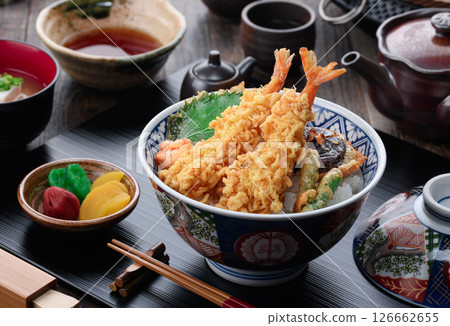 正宗日式天婦羅套餐，份量十足，蝦天婦羅 126662655