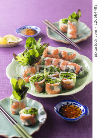Baby leaf spring rolls 126664498