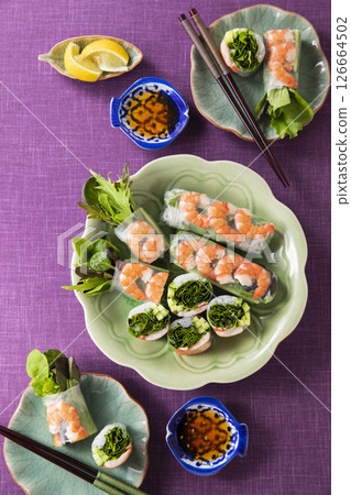 Baby leaf spring rolls 126664502