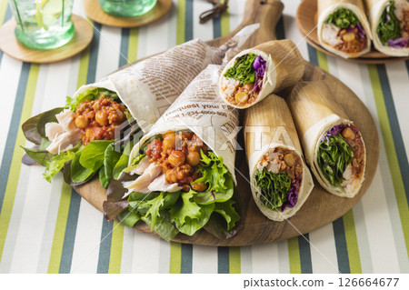 Tortillas filled with baby leaves Tortillas filled with baby leaves 126664677