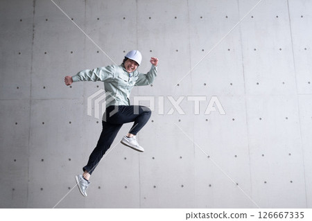 支援現場的工程師 126667335