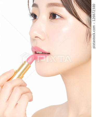 亞洲美女（塗口紅） 126672380