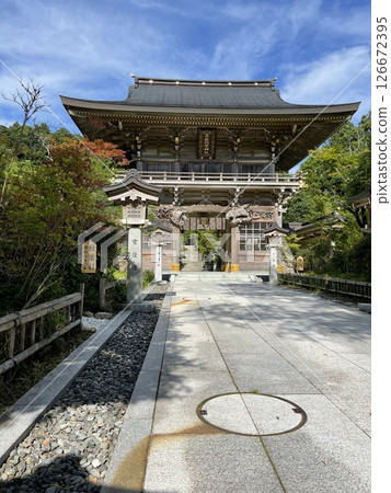 秋葉山本宮秋葉神社 - 藍天下的參拜道路 126672395